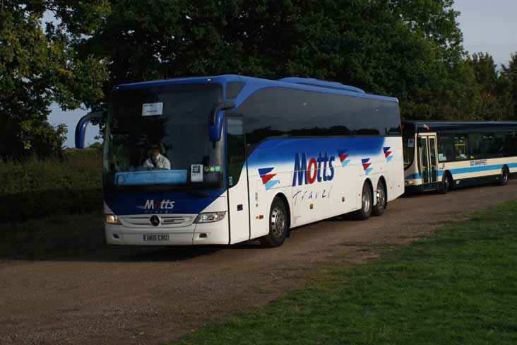 Motts Travel Mercedes Tourismo UK15CRU